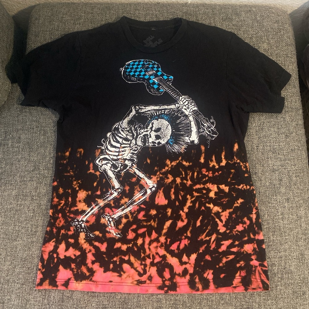 Men's Tie-Dye Skeleton Guitar Short Sleeve Tee - Black & Orange